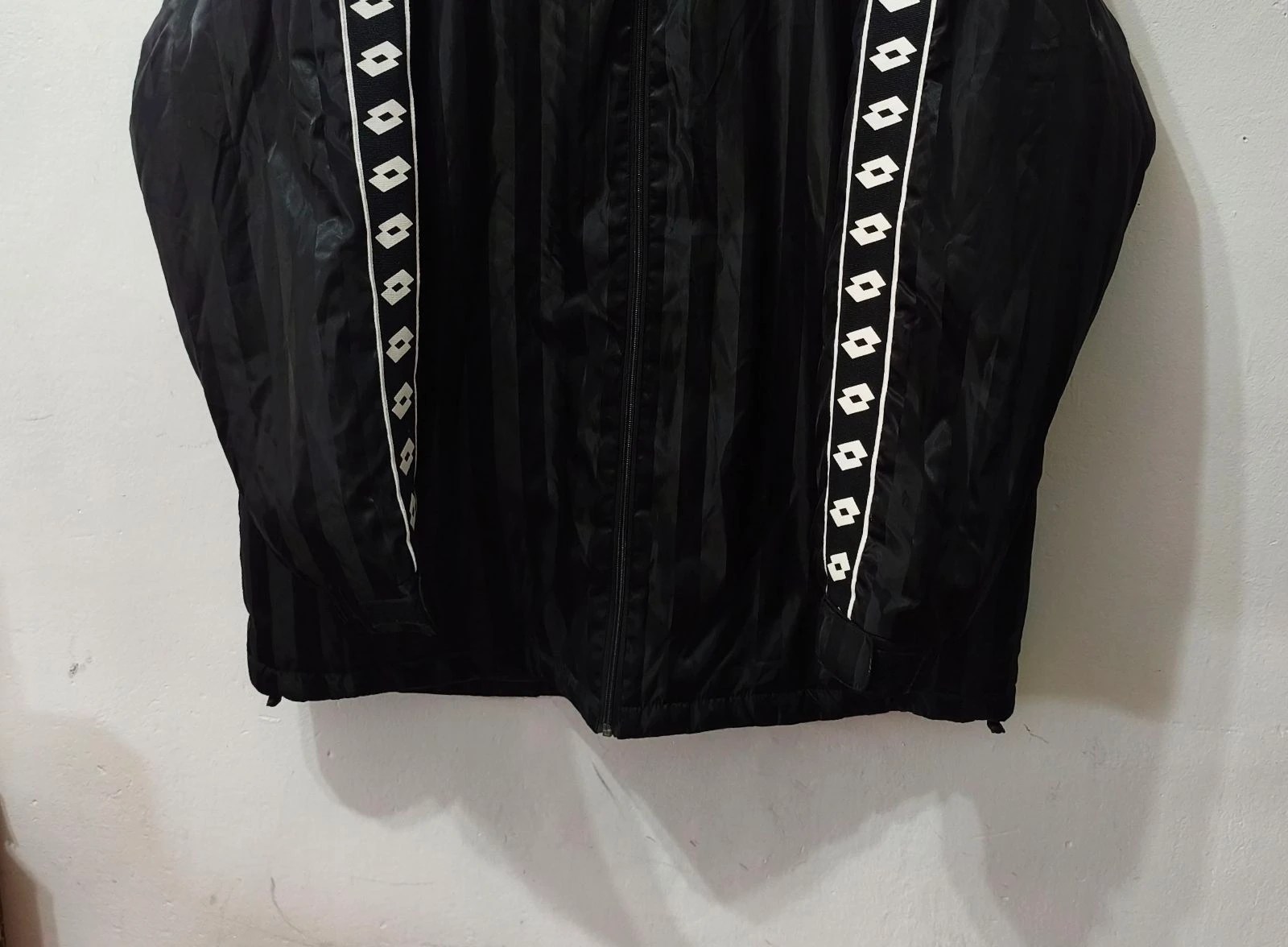 Chaquetón deportivo negro Lotto hombre Talla XL-XXL – photo 6